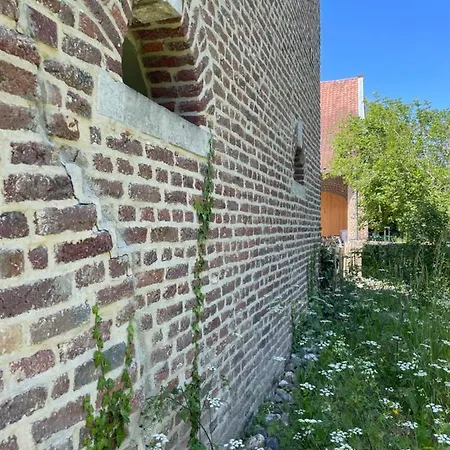 Logies Chateau Holtum Bed & Breakfast *